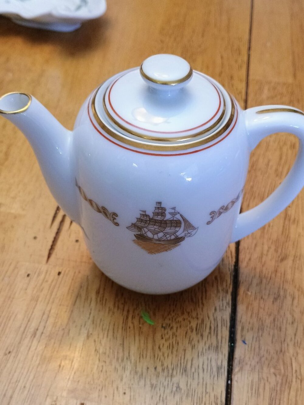 teapot